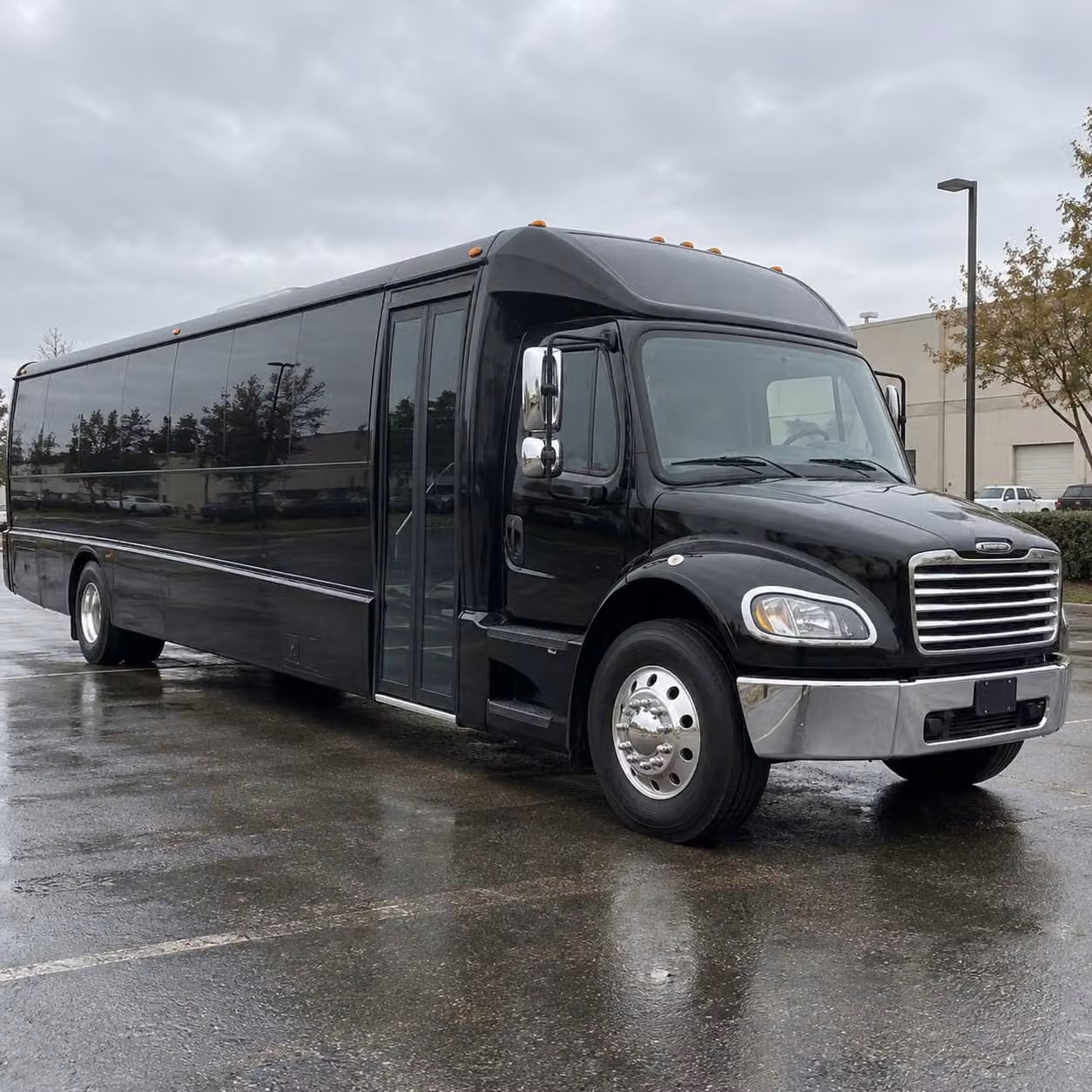 25 passenger minibus