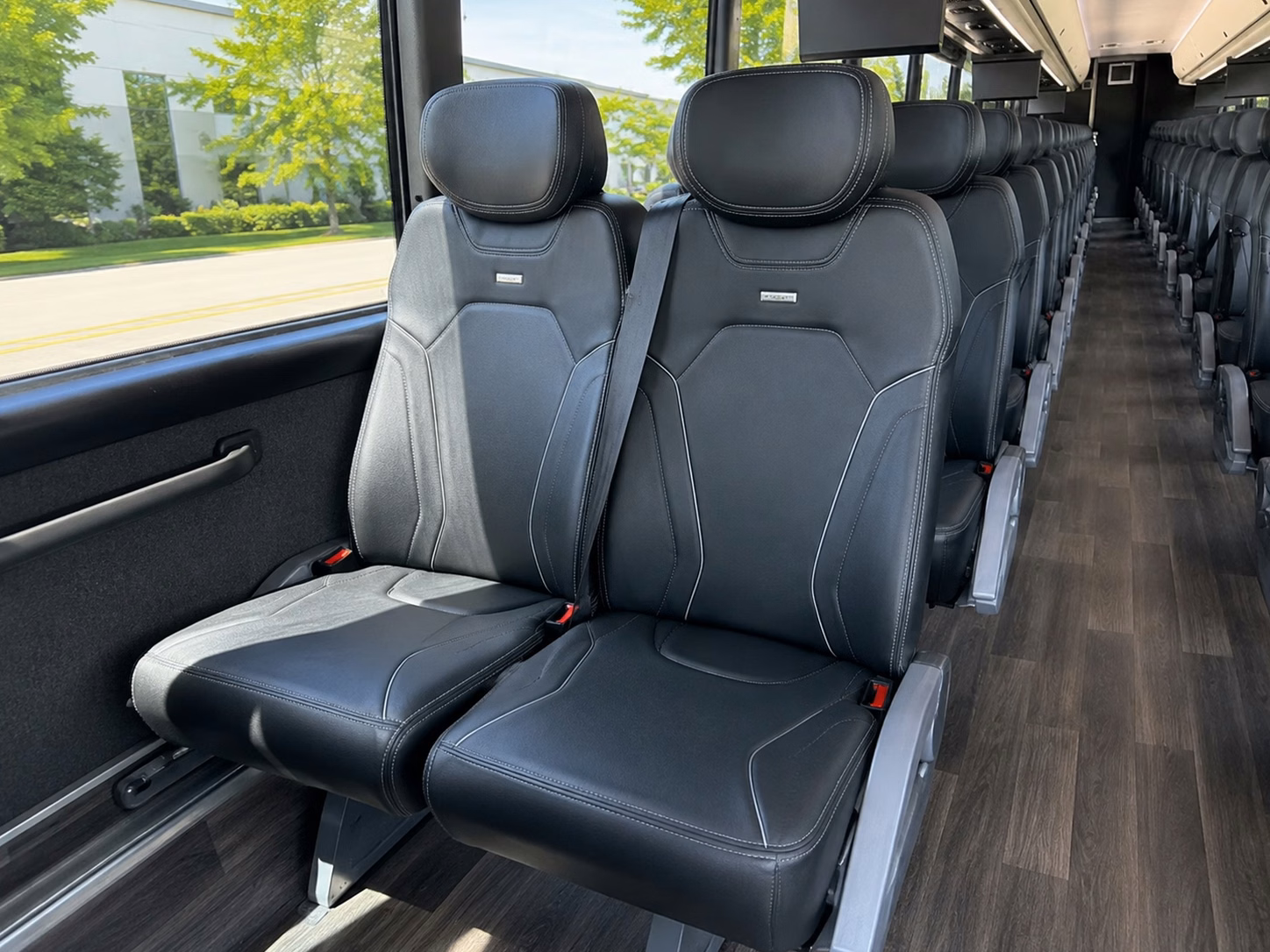 bus type changes charter bus prices in waterford michigan