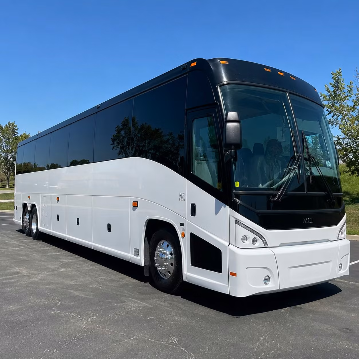 corporate groups and employee airport shuttles in waterford township