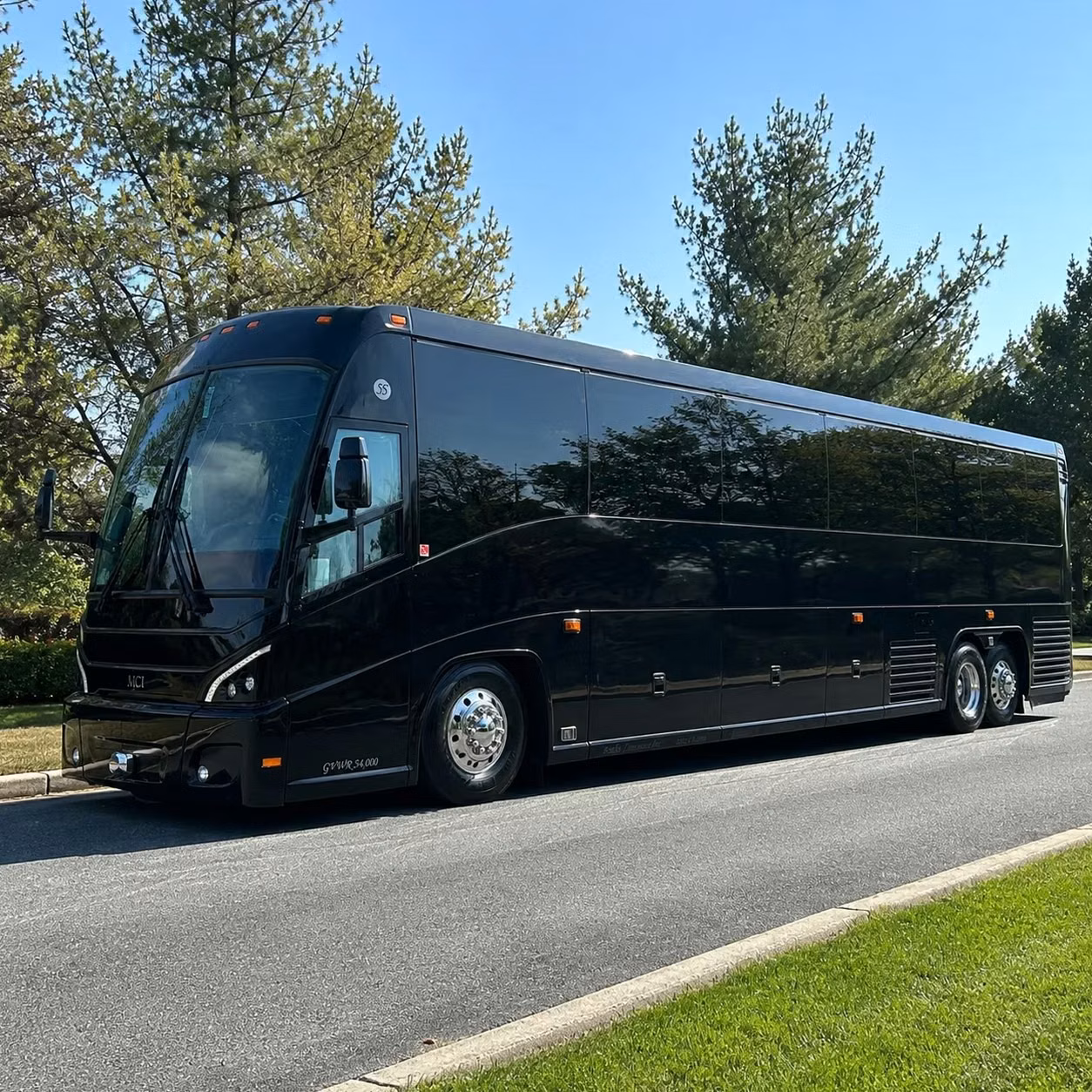 shuttle buses for michigan army national guard and defense facilities near waterford