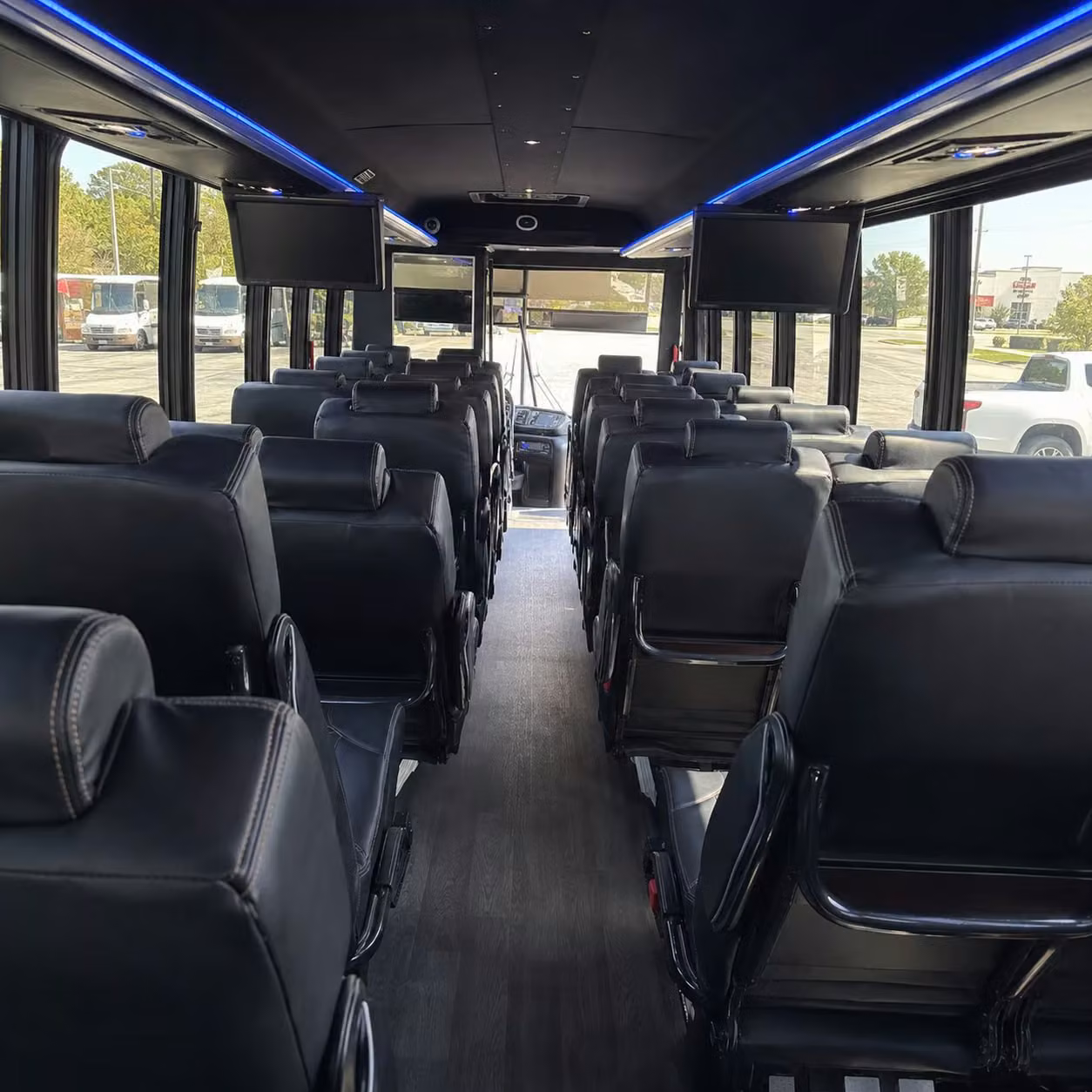 waterford 30 passenger minibus rental
