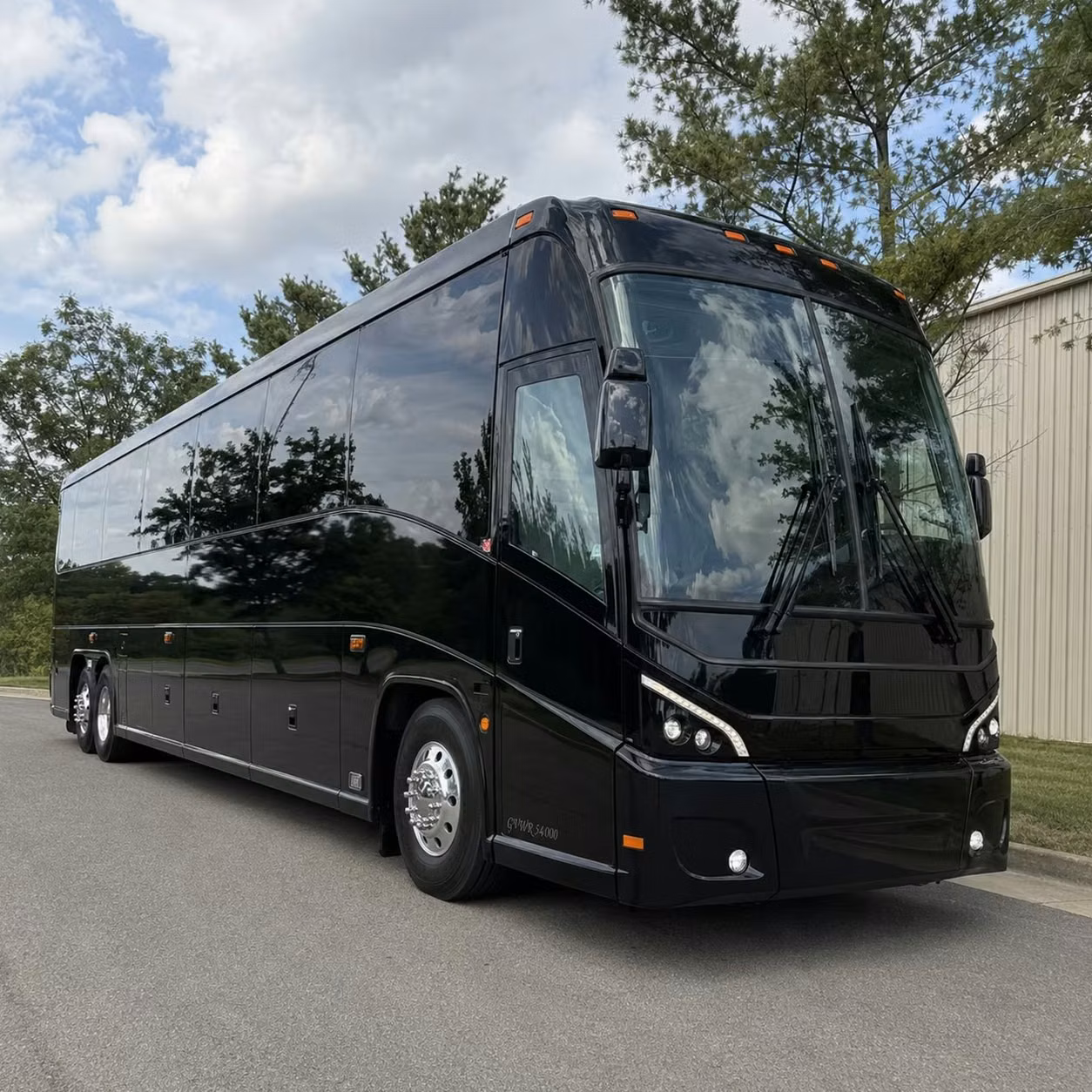 we help you compare bus options for oakland county government military transportation needs
